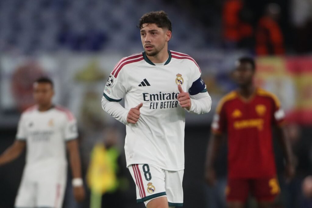 Barça per la ripresa, Atletico e Real in agguato